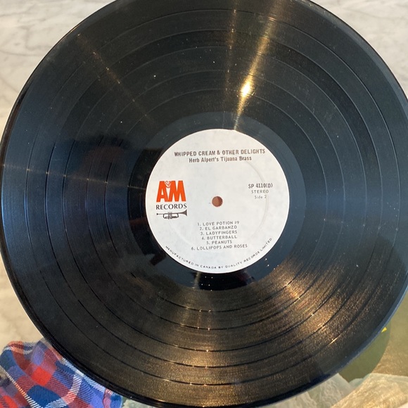 Herb Alpert's Tijuana Brass - Whipped Cream & Other Delights - Vinyl LP Record - Picture 4 of 4